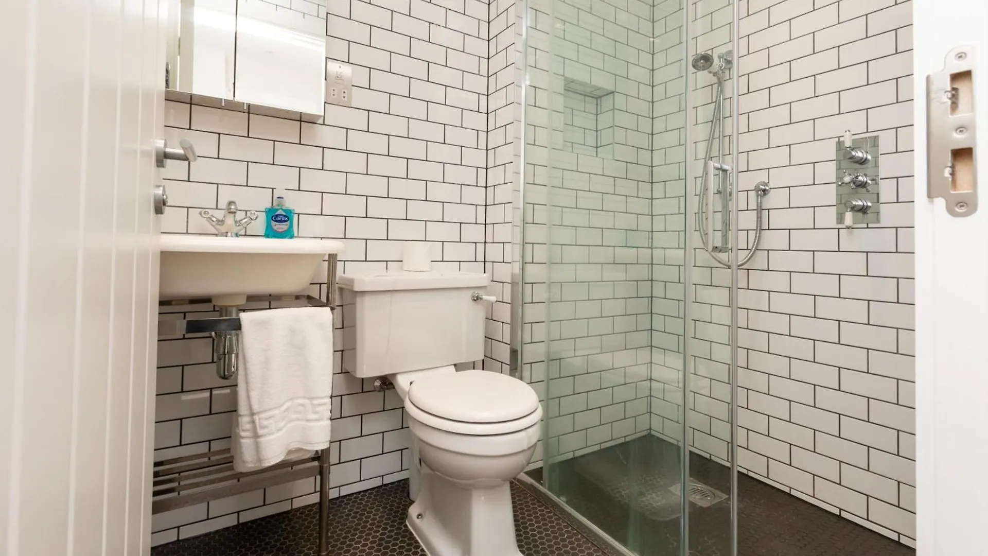 Central And Bright 1 Bedroom Flat - Peckham London United Kingdom