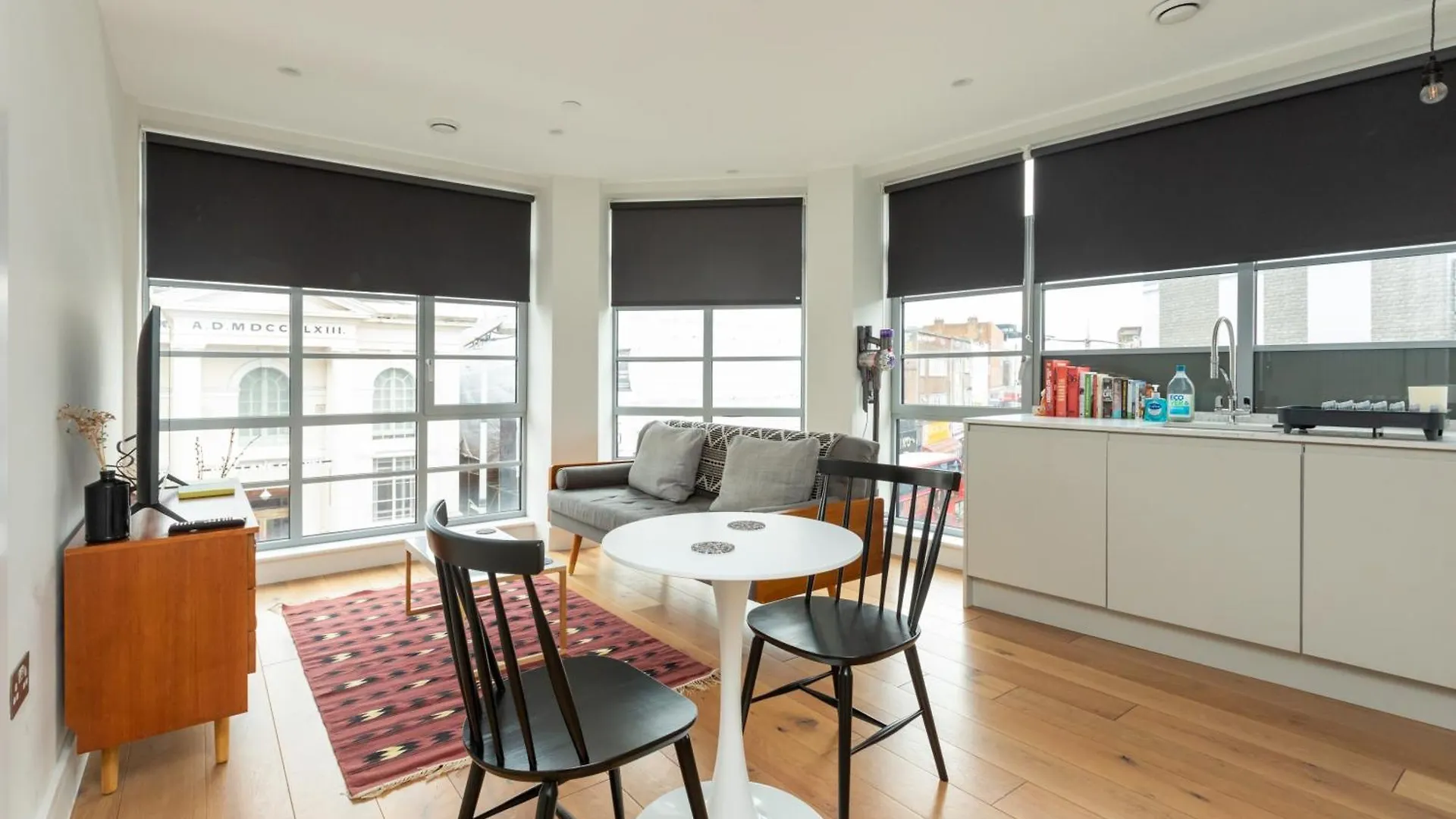 Central And Bright 1 Bedroom Flat - Peckham London 0*,  United Kingdom