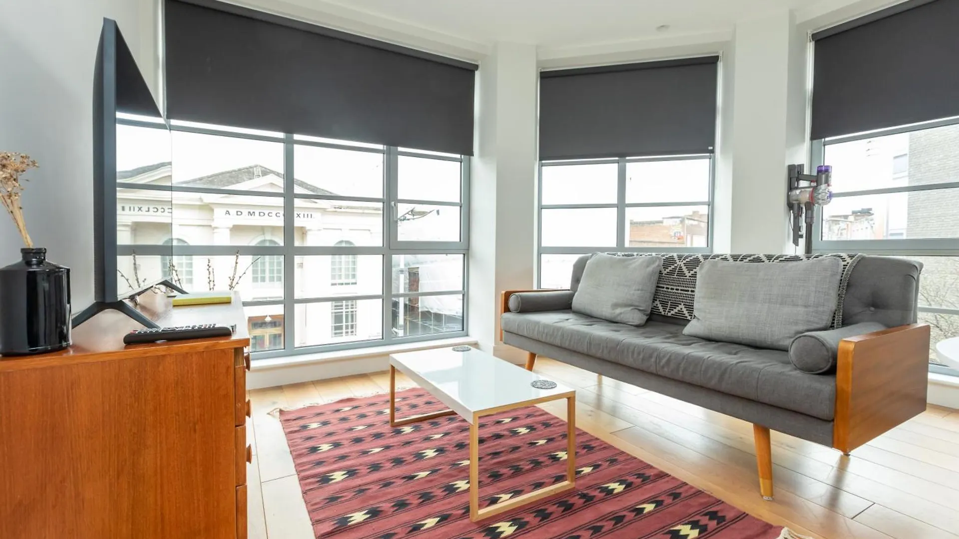 Central And Bright 1 Bedroom Flat - Peckham London